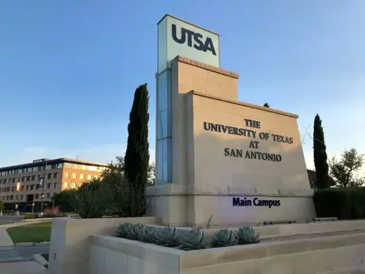 TRƯỜNG ĐẠI HỌC THE UNIVERSITY OF TEXAS AT SAN ANTONIO (UTSA)