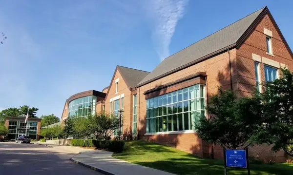 TRƯỜNG TRUNG HỌC NOBLE AND GREENOUGH SCHOOL (NOBLES) – MASSACHUSETTS