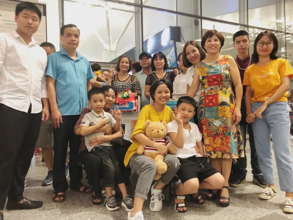 c&ocirc; g&aacute;i h&agrave; giang gi&agrave;nh học bổng du học mỹ